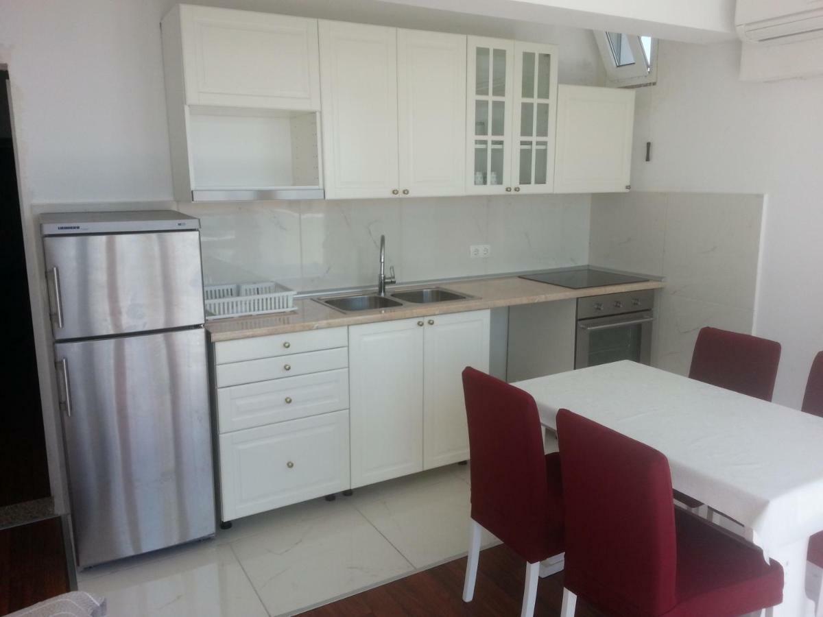 Ante Apartmani Цриквеница Экстерьер фото